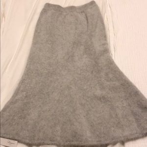 Beautiful heather gray winter midi skirt